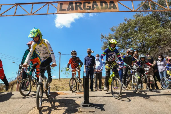 Governador inaugura obras de revitalização e reabre APA Parque Fernão Dias, em Contagem