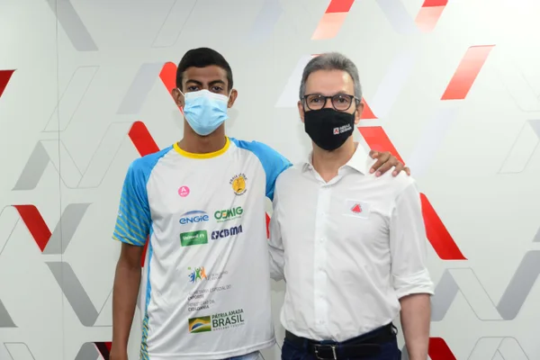 Romeu Zema recebe atletas mineiros olímpicos e paraolímpicos