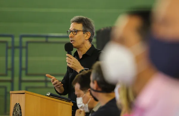 Romeu Zema anuncia investimentos para as áreas de Saúde e Educação de Ituiutaba e região