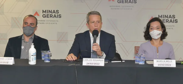 Governo de Minas e Ministério Público firmam Termo de Compromisso com mineradoras para garantir a descaracterização de barragens e dão coletiva