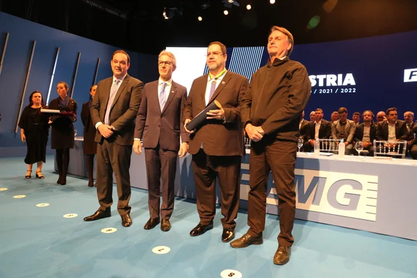 Governador participa do Dia da Indústria e da posse da diretoria da Fiemg