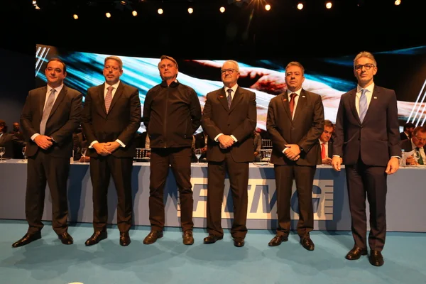 Governador participa do Dia da Indústria e da posse da diretoria da Fiemg