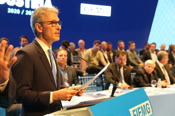 Governador participa do Dia da Indústria e da posse da diretoria da Fiemg
