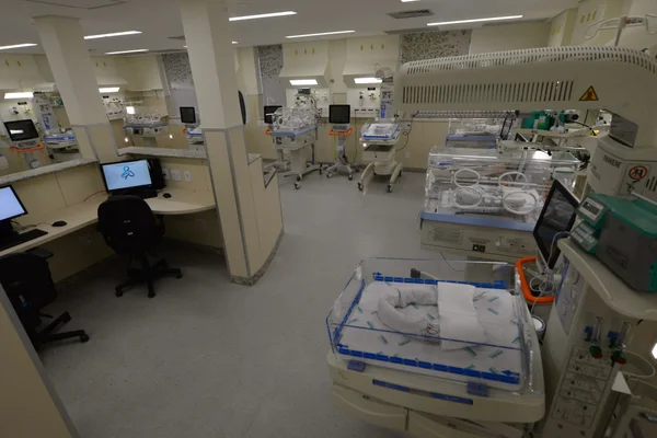 Governo de Minas inaugura obras de revitalização do setor neonatal da Maternidade Odete Valadares, em BH