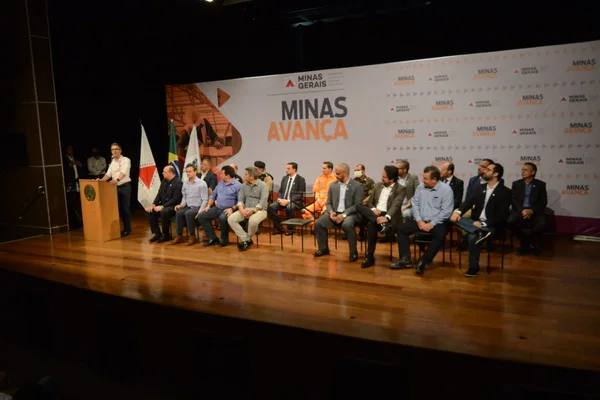 Minas Gerais atrai fabricante de aeronaves regionais