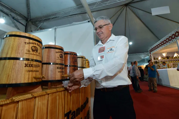 Governador participa do Festival da Cachaça, em Salinas 