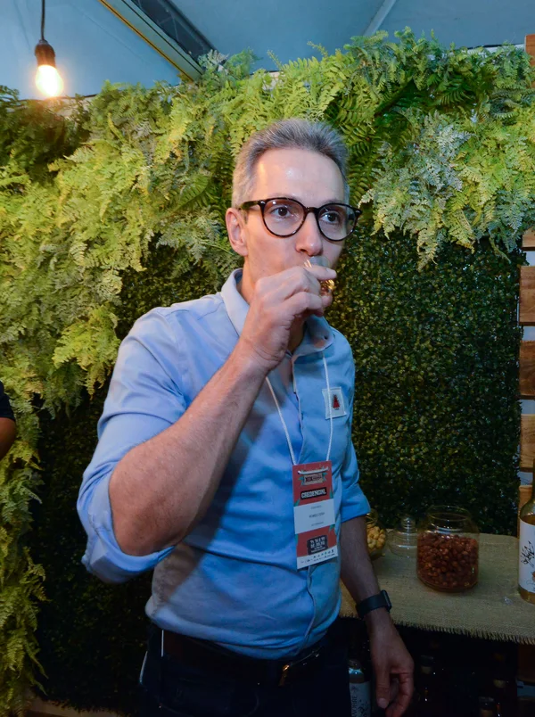 Governador participa do Festival da Cachaça, em Salinas 
