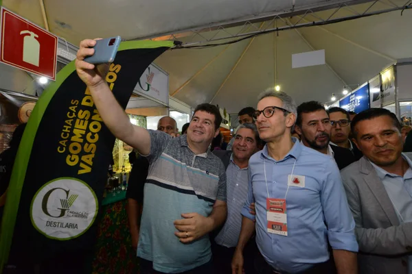 Governador participa do Festival da Cachaça, em Salinas 