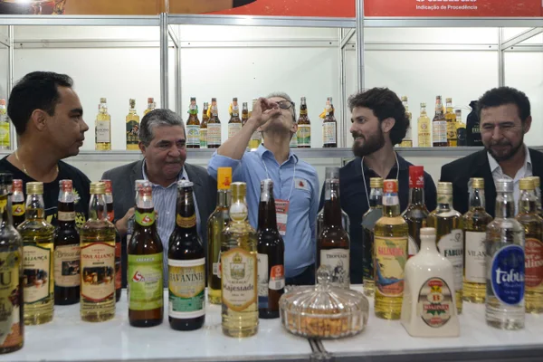 Governador participa do Festival da Cachaça, em Salinas 