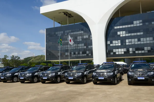 Governo de Minas entrega 112 viaturas para a Polícia Civil