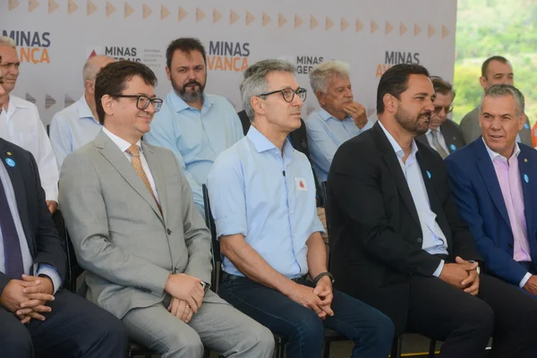 Governo de Minas entrega 112 viaturas para a Polícia Civil