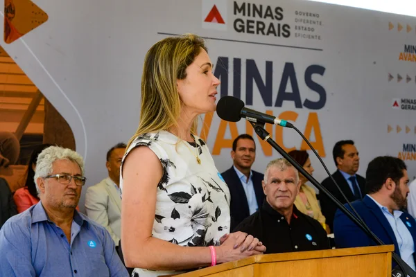 Governo de Minas entrega 112 viaturas para a Polícia Civil