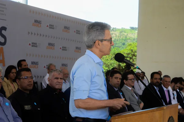 Governo de Minas entrega 112 viaturas para a Polícia Civil