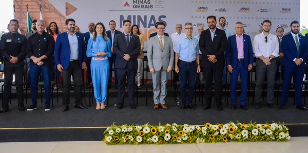 Governo de Minas entrega 112 viaturas para a Polícia Civil