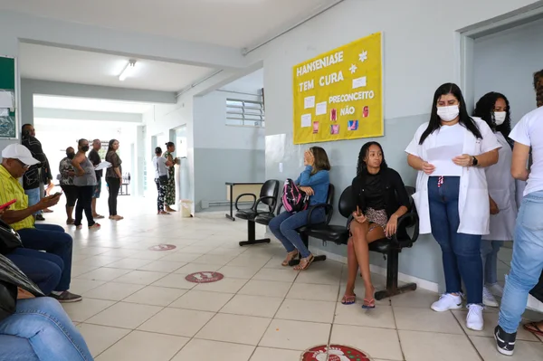 Vacina contra o HPV: meninos e meninas de 9 a 14 anos devem ser imunizados