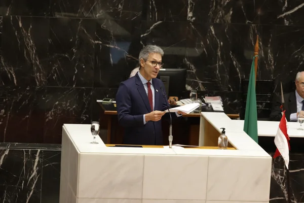 Governador Romeu Zema e vice, Professor Mateus, participam de posse de deputados na Assembleia Legislativa