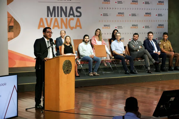Governo de Minas anuncia novo modelo para o Programa de Transporte Escolar e aumenta em 60% valor do repasse às prefeituras