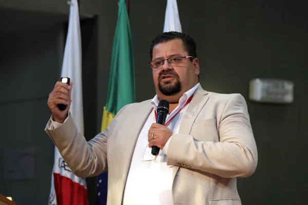 Governo de Minas anuncia novo modelo para o Programa de Transporte Escolar e aumenta em 60% valor do repasse às prefeituras