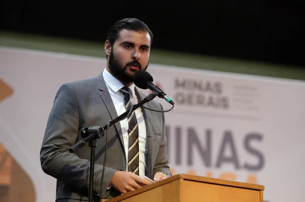 Governo de Minas anuncia novo modelo para o Programa de Transporte Escolar e aumenta em 60% valor do repasse às prefeituras