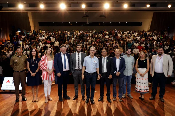 Governo de Minas anuncia novo modelo para o Programa de Transporte Escolar e aumenta em 60% valor do repasse às prefeituras