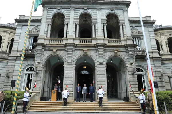 Governador se reúne com delegação ministerial alemã e representantes do setor industrial