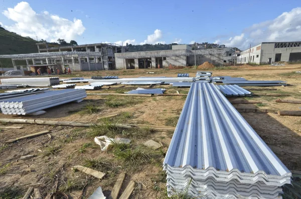 Governador vistoria obras do Hospital Regional em Teófilo Otoni