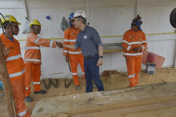 Governador vistoria obras do Hospital Regional em Teófilo Otoni