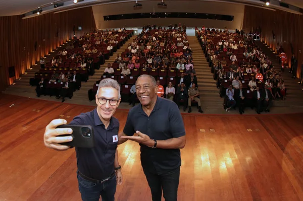 Palestra com Geraldo Rufino na Cidade Administrativa
