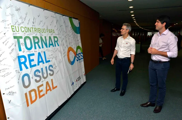 Governador acompanha apresentação de projetos estratégicos da Secretaria de Estado de Saúde