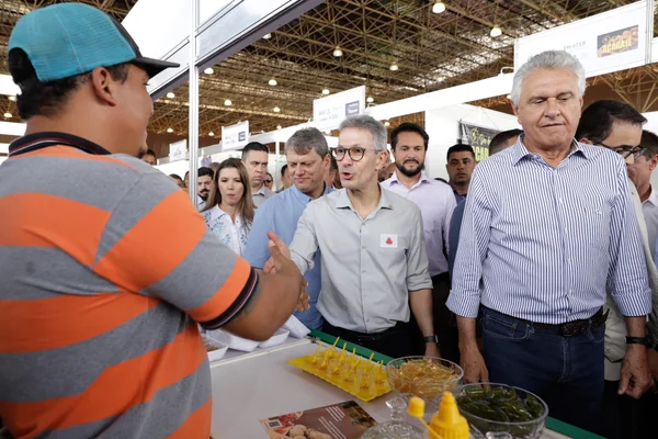 Governador participa da abertura da 88ª edição da Expozebu, em Uberaba