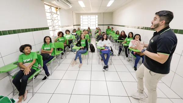 Aulas inaugurais da 3ª edição do Trilhas de Futuro começam a partir desta terça-feira (2/5) em diversas instituições de Minas