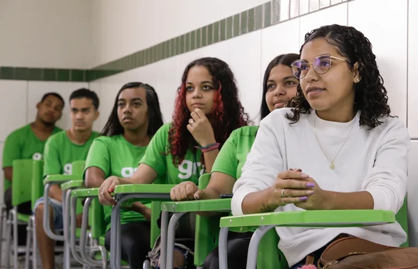 Aulas inaugurais da 3ª edição do Trilhas de Futuro começam a partir desta terça-feira (2/5) em diversas instituições de Minas