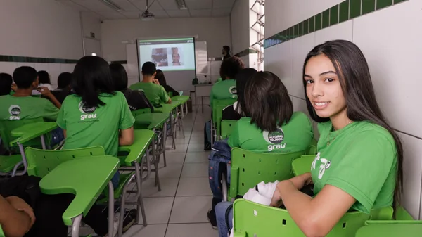 Aulas inaugurais da 3ª edição do Trilhas de Futuro começam a partir desta terça-feira (2/5) em diversas instituições de Minas
