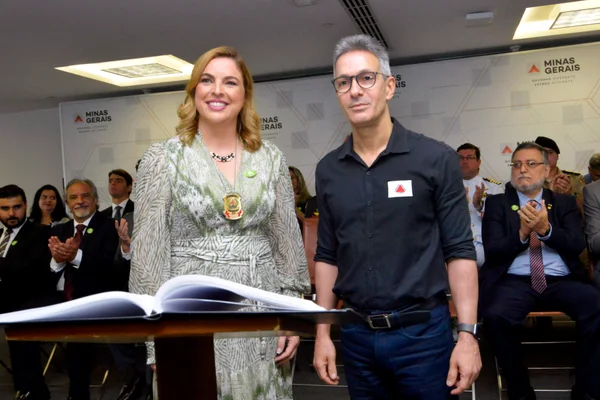 Governador empossa nova chefe da Polícia Civil de Minas Gerais