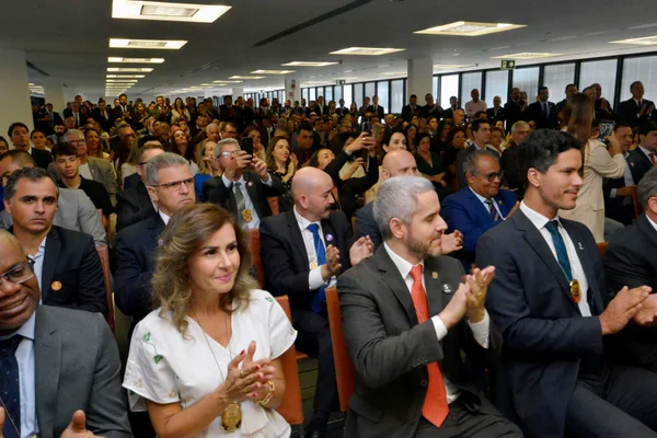 Governador empossa nova chefe da Polícia Civil de Minas Gerais