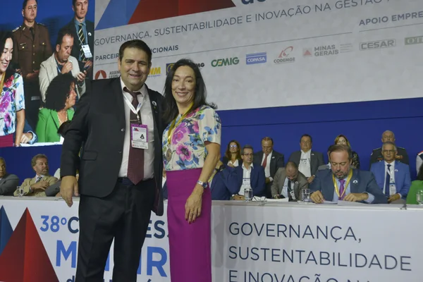 Governador em exercício sanciona projeto de lei que beneficia mais de 780 municípios mineiros