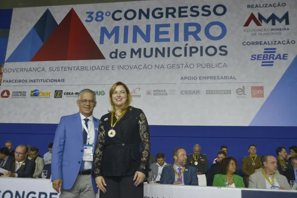 Governador em exercício sanciona projeto de lei que beneficia mais de 780 municípios mineiros