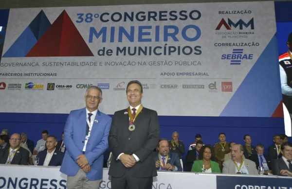 Governador em exercício sanciona projeto de lei que beneficia mais de 780 municípios mineiros