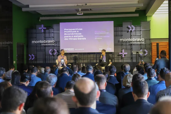 Governador participa de painel com empresários e investidores em Belo Horizonte
