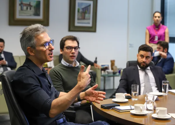 Governador acompanha apresentação de projetos estratégicos na Secretaria de Desenvolvimento Econômico