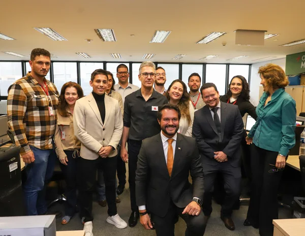 Governador acompanha apresentação de projetos estratégicos na Secretaria de Desenvolvimento Econômico