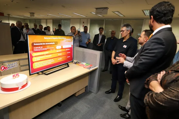 Governador acompanha apresentação de projetos estratégicos na Secretaria de Desenvolvimento Econômico