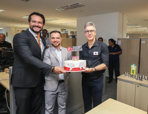 Governador acompanha apresentação de projetos estratégicos na Secretaria de Desenvolvimento Econômico
