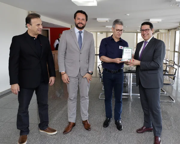 Governador e presidente do BDMG comemoram desembolso de 100 milhões de euros a projetos sustentáveis com recursos do BEI
