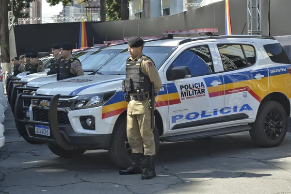 Polícia Militar de Minas Gerais recebe viaturas semiblindadas