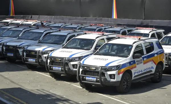 Polícia Militar de Minas Gerais recebe viaturas semiblindadas