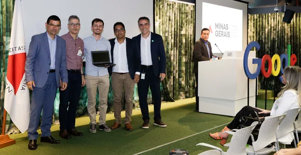Governo de Minas distribui 65 mil Chromebooks para professores do ensino médio da rede estadual