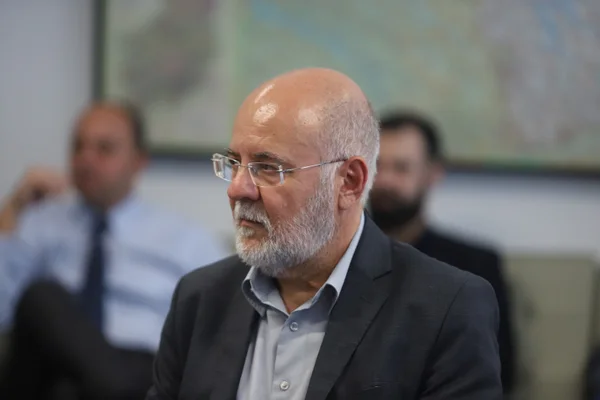 Governador se reúne com servidores da Seapa e acompanha apresentação de projetos da pasta