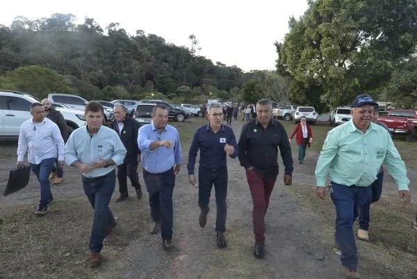 Governador destaca avanços do setor agropecuário em inauguração da sede do Sindicato dos Produtores Rurais de Bom Jesus do Amparo