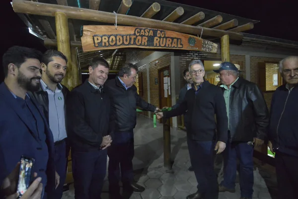 Governador destaca avanços do setor agropecuário em inauguração da sede do Sindicato dos Produtores Rurais de Bom Jesus do Amparo